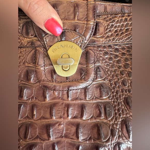 Brahmin Brown Crossbody Bag with Crocodile Texture - Picture 2 of 7